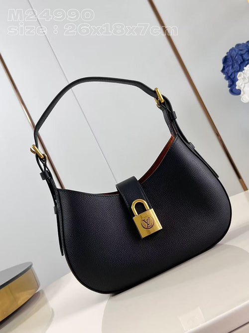 Low Key Shoulder Bag M24611