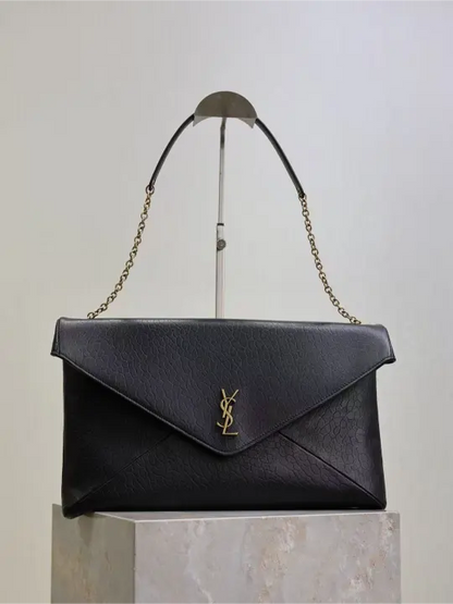 LE CASSANDRE series envelope chain clutch